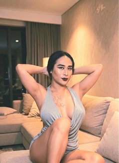Mistress Dubai Ivana - Transsexual escort in Dubai Photo 3 of 3