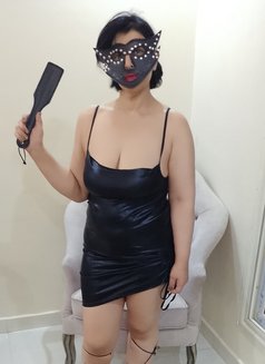 Mistress Gogo V I P - escort agency in Cairo Photo 9 of 9