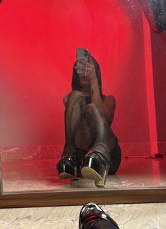 Mistress Isha Real meet available south - Transsexual escort in Kolkata Photo 6 of 6