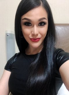 Now in - Transsexual escort in Manila Photo 23 of 27