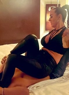 Mistress Jasmine 🇬🇧 BRIT FEMDOM - dominatrix in Dubai Photo 10 of 11