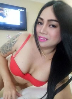 Mistress Jessica Seductive Kinky Fetish - Transsexual dominatrix in Singapore Photo 15 of 30