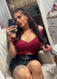 Mistress Karma - Acompañantes transexual in Cairo Photo 3 of 4