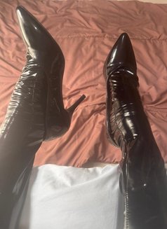 Mistress Louisa - dominatrix in Bali Photo 6 of 8