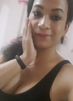 Mistress Kanika for Online Sessions - Transsexual dominatrix in New Delhi Photo 9 of 30