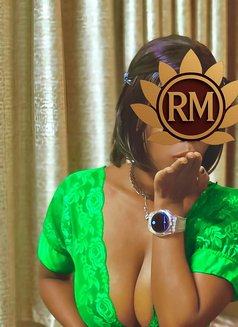Mistress kim southafro goddess koratur - escort in Chennai Photo 13 of 14