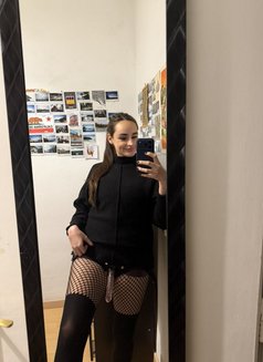 Mistress Laura - dominatrix in Doha Photo 2 of 6