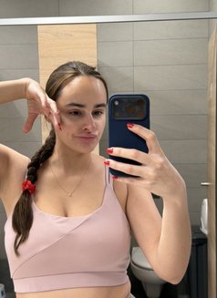 Mistress Laura - dominatrix in Doha Photo 5 of 6