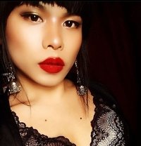Mistress Lee - Transsexual dominatrix in New Delhi