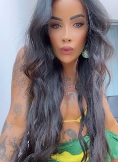 Mistress Leticia - Dominadora transexual in Hong Kong Photo 3 of 22