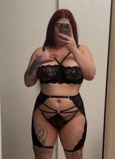 Mistress Lina - escort in Dubai Photo 8 of 9