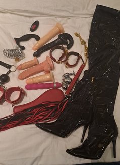 Mistress Lisa Downtown - puta in Dubai Photo 17 of 17