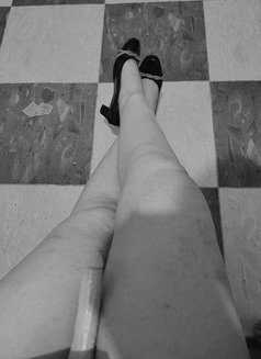 Mistress Logy - dominatrix in Cairo Photo 2 of 7