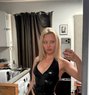 Mistress Lovie - Dominadora in Malta Photo 1 of 5