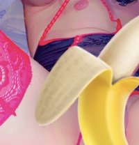 Mistress Lux - Come be my BITCH - Dominadora transexual in Dubai