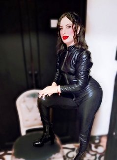 Mistress Maram - escort in Dubai Photo 12 of 21