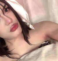 Mistress Martina - Transsexual escort in Noida