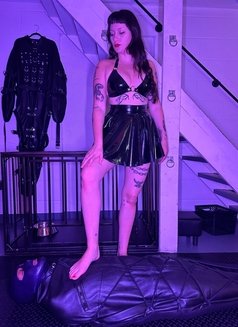 Mistress May - dominatrix in Barcelona Photo 1 of 8