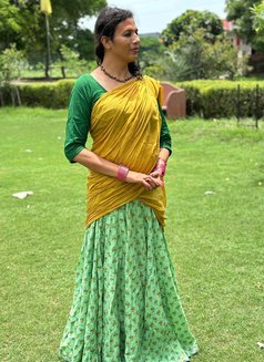 Mistress Meera - Transsexual escort in Hyderabad Photo 1 of 13