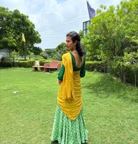Mistress Meera Online Sessions - Transsexual escort in Hamilton, Canada