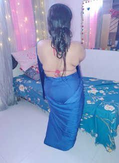 Mistress Milf daisy cam & meet - puta in New Delhi Photo 18 of 21