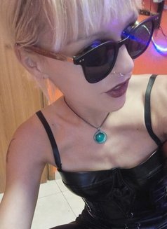 Mistress Mishelle - Dominadora in Tel Aviv Photo 20 of 28