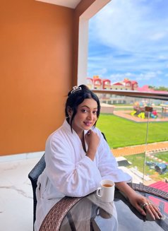 Mistress Mishti - Acompañantes transexual in Pune Photo 4 of 18