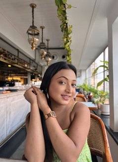 Mistress Mishti - Acompañantes transexual in Pune Photo 9 of 18