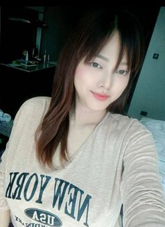 Mistress Miya - puta in Manila Photo 10 of 11