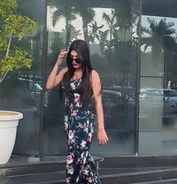 Mistress Nia - Transsexual escort in Noida