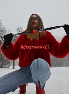 Mistress O - escort in Dresden Photo 17 of 24