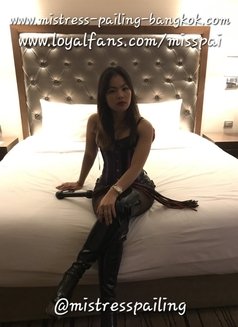 Mistress Pai Ling - dominatrix in Bangkok Photo 7 of 8