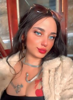 Mistress Perry - Acompañantes transexual in Cairo Photo 30 of 30