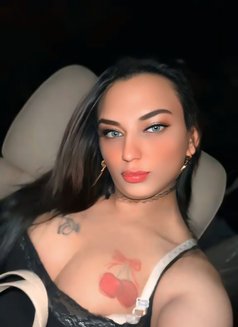 Mistress Perry - Transsexual escort in Cairo Photo 28 of 30