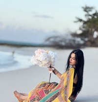 Mistress queen hyderabad - Transsexual escort in Hyderabad Photo 5 of 8