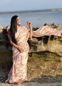 Mistress queen hyderabad - Acompañantes transexual in Hyderabad Photo 7 of 8