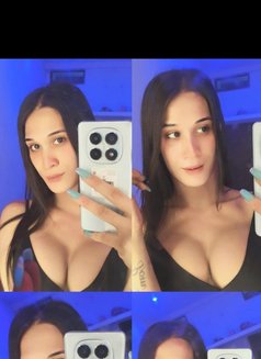 Mistress Queen Shemale Ayushi - Transsexual escort in Kolkata Photo 3 of 8