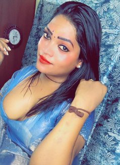 Mistress Queen Zahira here - Transsexual escort in Bangalore Photo 29 of 30