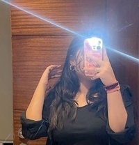 Mistress Rihana-Online & Real Sessions - puta in New Delhi Photo 23 of 30