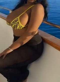 Mistress Roon - escort in Hurghada Photo 2 of 2