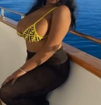 Mistress Roon - escort in Hurghada