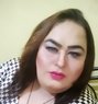 Raheen - Transsexual escort in New Delhi Photo 16 of 30