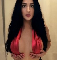 MISTRESS RUBY FOR SMOKING SO HOT & HIGH - Transsexual escort in Bangkok Photo 1 of 20