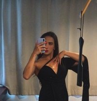 MISTRESS RUBY FOR SMOKING SO HOT & HIGH - Transsexual escort in Bangkok