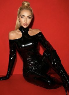 Mistress - escort in Batumi Photo 4 of 7
