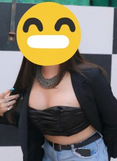 Mistress Sanjana - Transsexual escort in Faridabad Photo 8 of 13