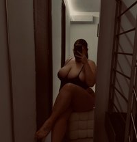 Mistress Shemale Available - Acompañantes transexual in Pune