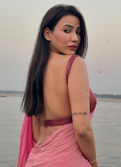 Mistress Shemale - Acompañantes transexual in Ahmedabad Photo 1 of 7
