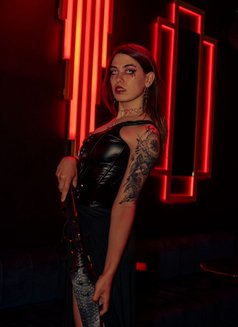 Mistress Shey - dominatrix in Tel Aviv Photo 1 of 10