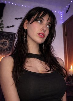 Mistress Shey - dominatrix in Tel Aviv Photo 6 of 10